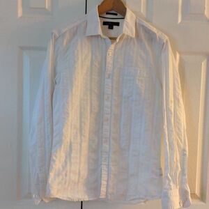 Excellent Marc Anthony men's slim fit casual seersucker style shirt white